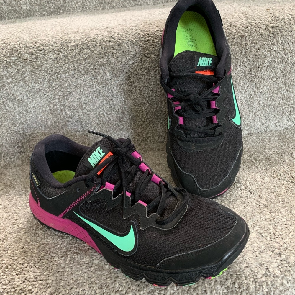 Women’s Nike Wildhorse GTX size 9 shoe